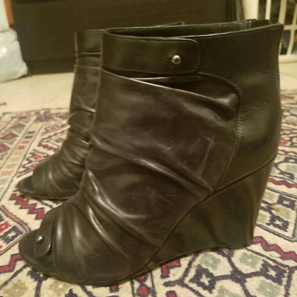 Jean-Michel Cazabat bootie